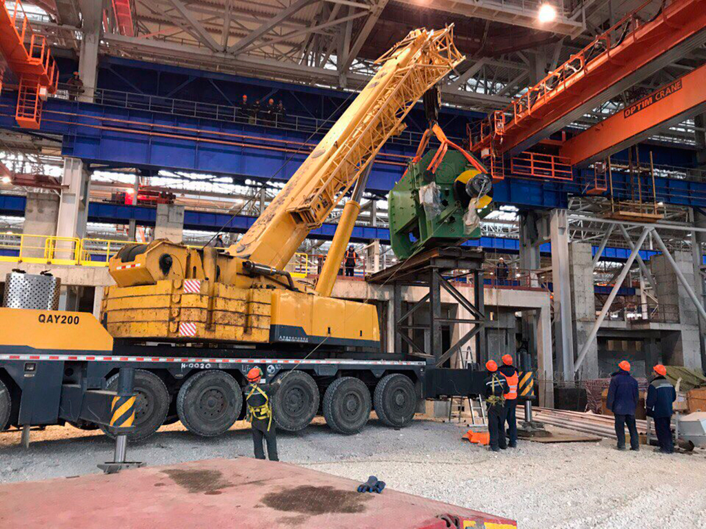 аренда автокран XCMG QY130K, автокран QY130K в аренду, автокран XCMG в аренду Москва. аренда кран 130 тонн