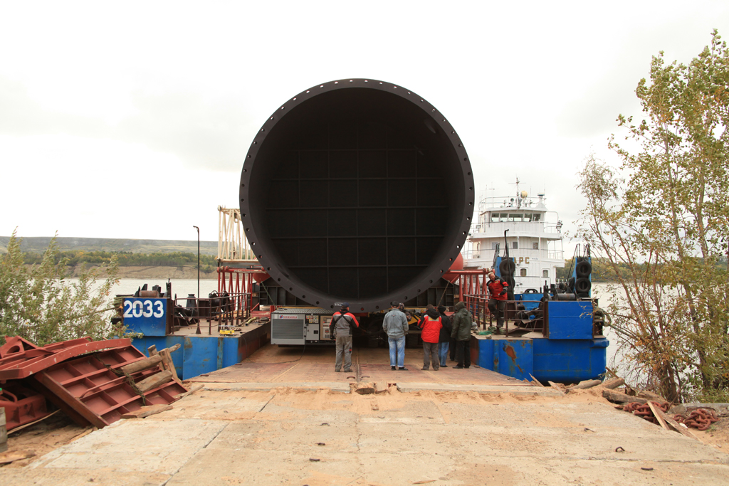 Перевозка колонного оборудования общим весом более 564 тонн