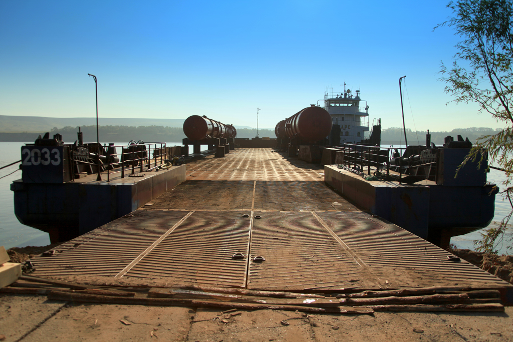 Перевозка колонного оборудования общим весом более 564 тонн